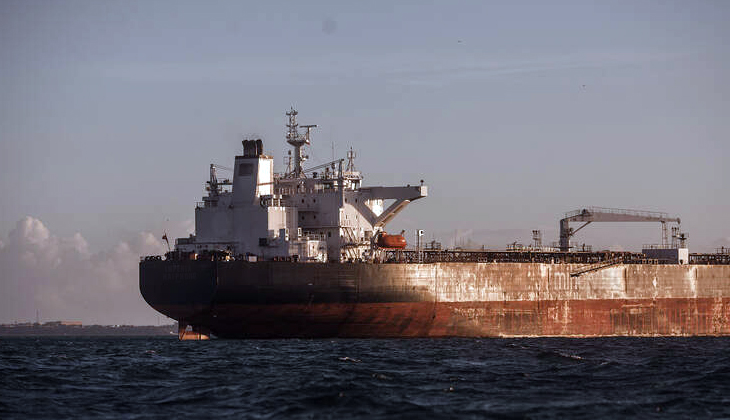 ABD’nin Abluka Tehdidi Sonrası, Venezuela Petrol Gemilerini Askeri Koruma Altına Aldı