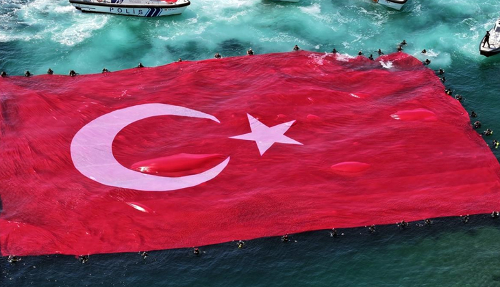 Denizcilik ve Kabotaj Bayramı'nın 100. Yılı İstanbul'da Coşkuyla Kutlandı