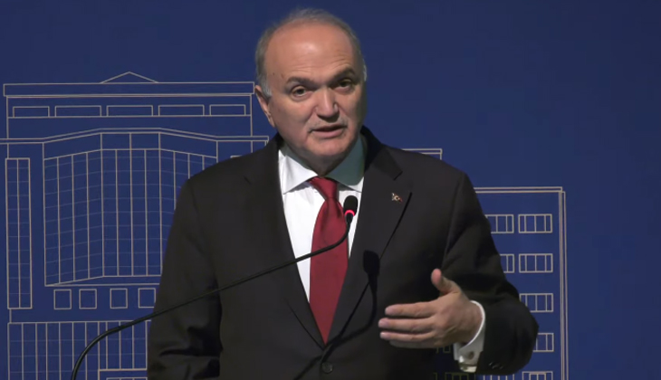 Dr. Faruk Özlü: "Denizcilik Sektöründe Coğrafi Avantajlarımızı Ekonomik Güce Dönüştürmeliyiz"