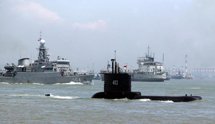 Endonezya’da kayıp denizaltı için arama çalışmaları sürüyor