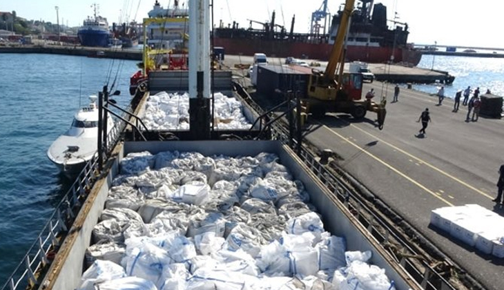 İstanbul Boğazı'ndan geçen gemide milyonluk kaçak sigara operasyonu! Gemi mürettebatının 6 yıl hapsi isteniyor