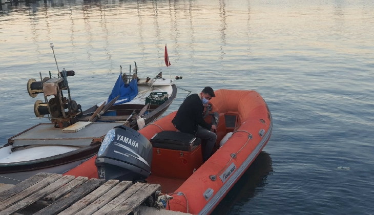 İzmir'de tekneden denize düşen 1 kişi aranıyor