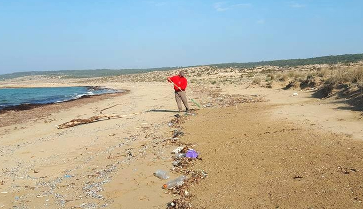 KKTC sahilleri Lübnan, Suriye, İsrail ve Mısır kaynaklı atıklar yüzünden tehdit altında