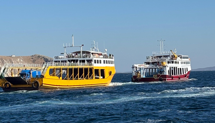 Marmara Adası açıklarında feribotta korkutan yangın: 207 yolcu tahliye edildi