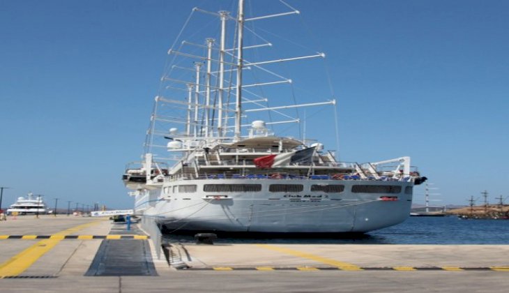Dünyanın en büyük yelkenli yolcu gemisi “Club Med 2" Bodrum'da