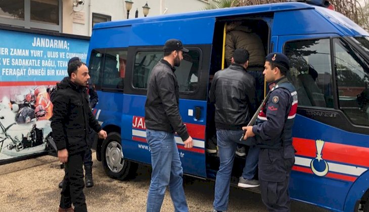 Sürat teknesi ile Kıbrıs'a kaçmak isterken yakalandılar