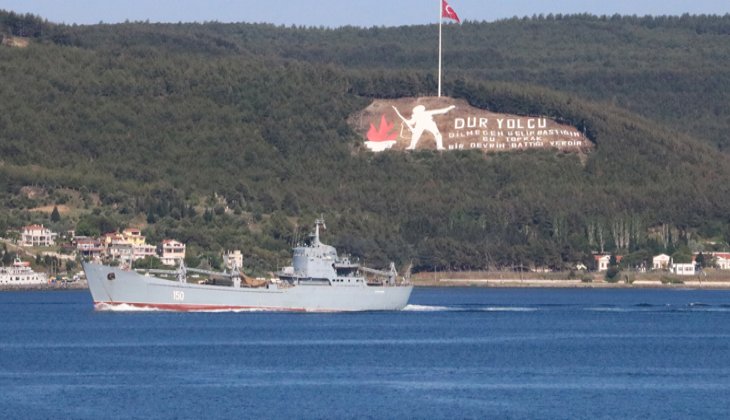 Rus savaş gemisi 'Saratov', Çanakkale Boğazından geçti