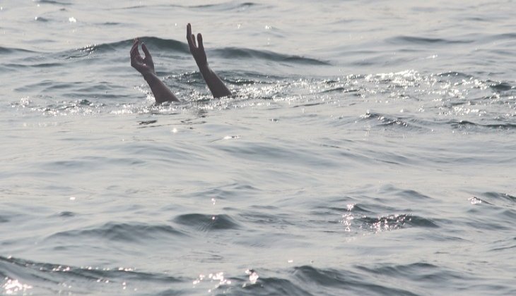 Denize düşen genç balıkçı, boğulma tehlikesi geçirdi