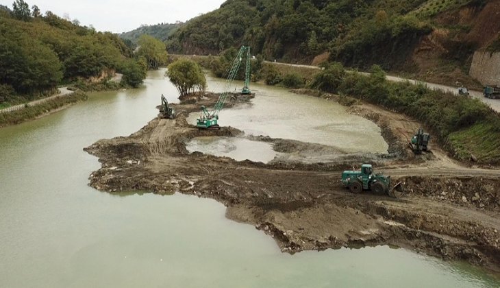 Sera Gölü çamur ve balçıktan temizleniyor