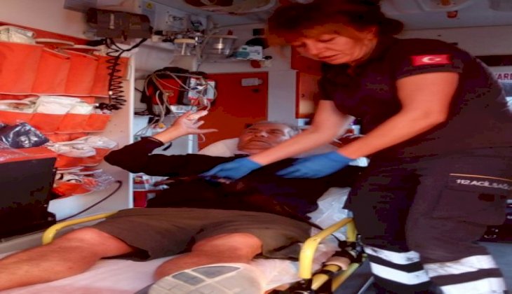 Feribotta parmağı kopan vatandaşa deniz ambulansı müdahale etti