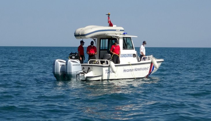 Van Gölü'nde batan teknenin yeri tespit edildi