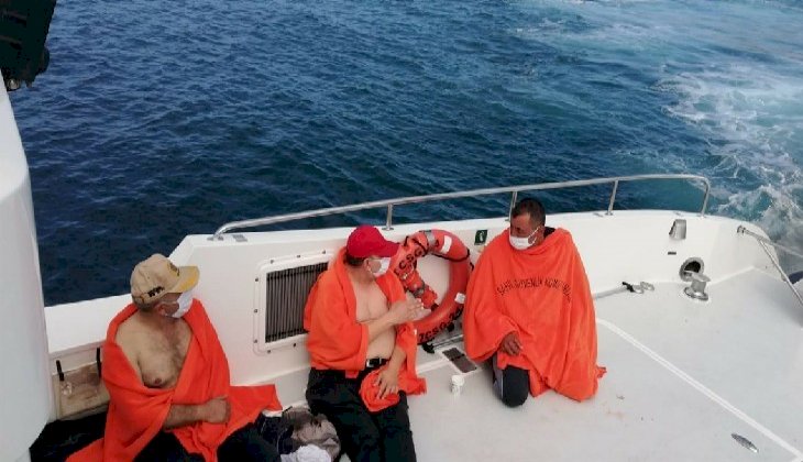 Karaya oturan iki teknedeki dört kişiyi Sahil Güvenlik ekipleri kurtardı