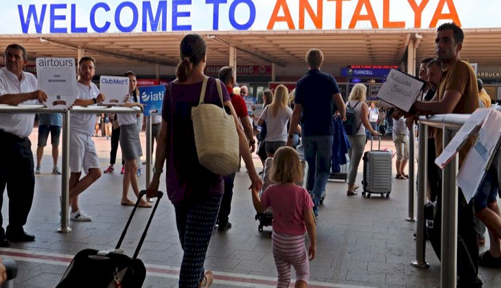 Antalya’da Ekim ayının en yoğun turist günü yaşandı