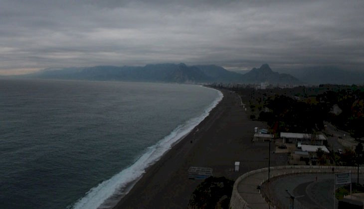 Doğu Akdeniz’de kuvvetli fırtına uyarısı