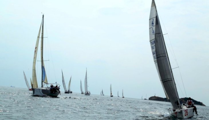 İstanbul'da yelken heyecanı başlıyor