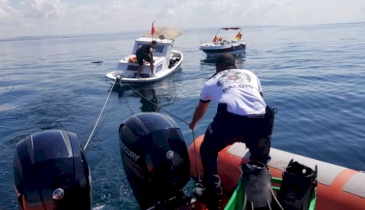 Batan teknenin imdadına deniz polisi yetişti