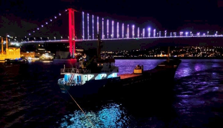 İstanbul Boğazı’nda sürüklenen gemiye Kıyı Emniyeti ekipleri müdahale etti