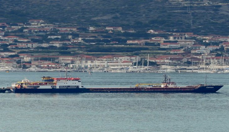 Hırvatistan'da batma tehlikesi geçiren Türk gemisi limana çekildi