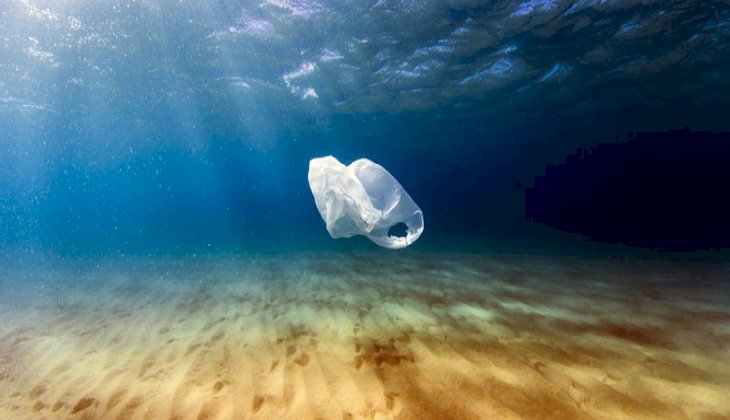 Atlas Okyanusu'nda 1000 konteyner gemisini doldurabilecek kadar mikroplastik atık bulunuyor