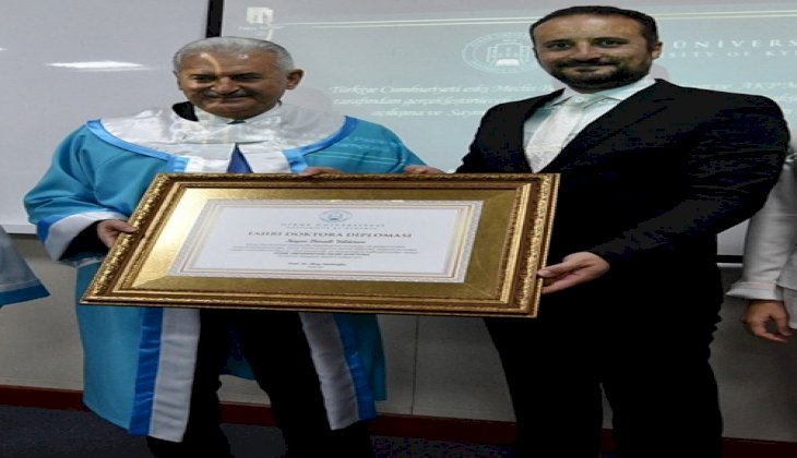 Girne Üniversitesi tarafından Binali Yıldırım'a ‘Fahri Doktora’ unvanı verildi