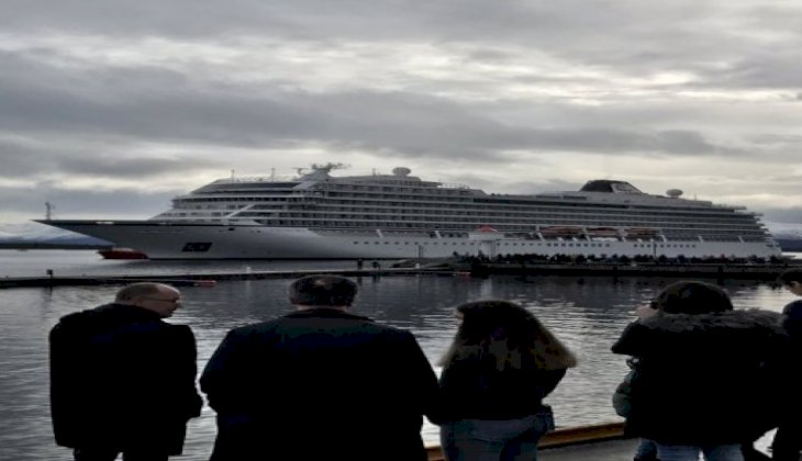 Norveç'te sürüklenen Vigink Sky gemisi limana çekildi