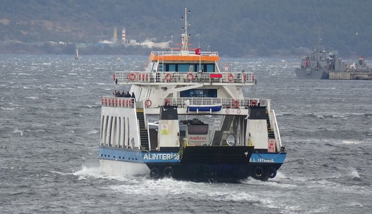 Çanakkale'de bazı feribot seferleri iptal edildi