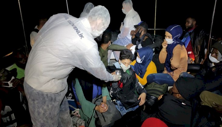 Botları arızalanan sığınmacılar kurtarıldı