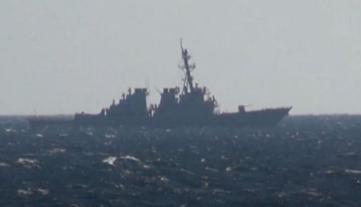 Japon Denizi'nde Rus savaş gemisi, ABD savaş gemisini uzaklaştırdı