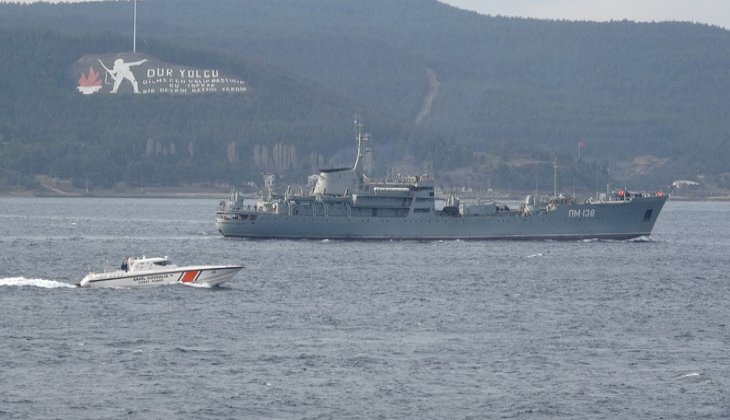 Rus savaş gemisi Çanakkale Boğazı’ndan geçti