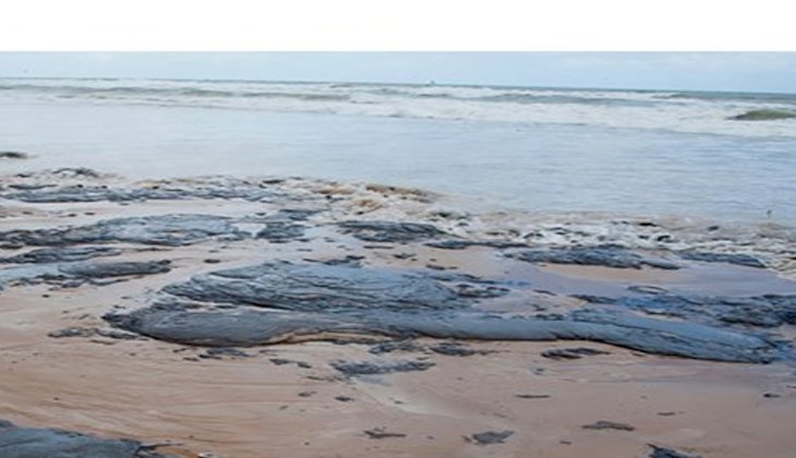 Brezilya kıyılarını kirleten petrol hayalet gemiden mi sızdı, yoksa...?