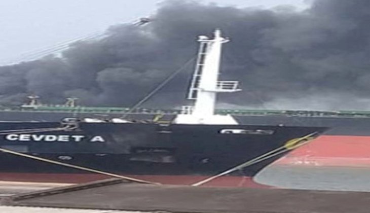 Limanda çıkan yangın nedeniyle Cevdet A gemisi büyük tehlike atlattı
