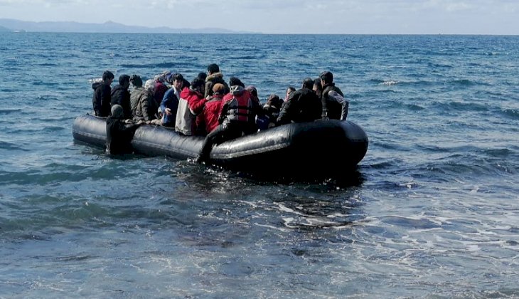 Kapılar açıldı, mülteciler Ayvacık'tan botlarla Midilli Adası'na geçmeye başladı