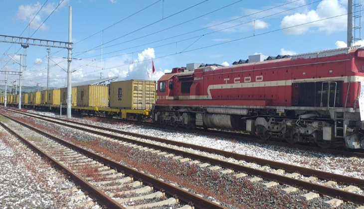 Marmaray'dan gelen tren ile deniz yoluyla taşınacak yükler Asyaport'a ulaştı