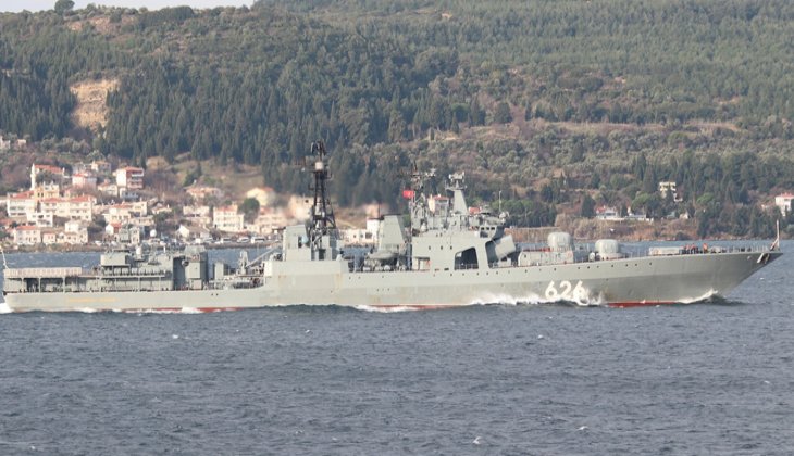 Rus savaş gemisi Koramiral Kulakov Çanakkale Boğazı’ndan geçti