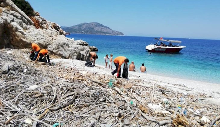 Ziyarete kapalı koylar atıklardan temizlendi