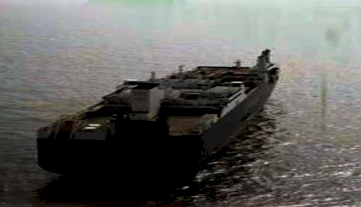 İran kaçak yakıt taşıyan gemiye el koydu