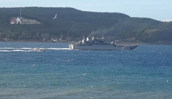 Rus savaş gemisi 'Novocherkassk' Çanakkale Boğazı’ndan geçti