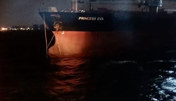 PRINCESS EVA isimli yük gemisi, Ahırkapı Demir Sahası'nda makine arızası yaşadı