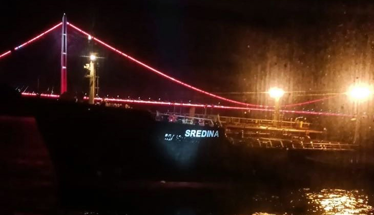 SREDINA İSİMLİ TANKER, İSTANBUL BOĞAZI'NDA MAKİNE ARIZASI YAŞADI