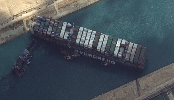 Süveyş Kanalı'nda sıkışan Ever Given gemisinin bugün yüzdürülmesi bekleniyor