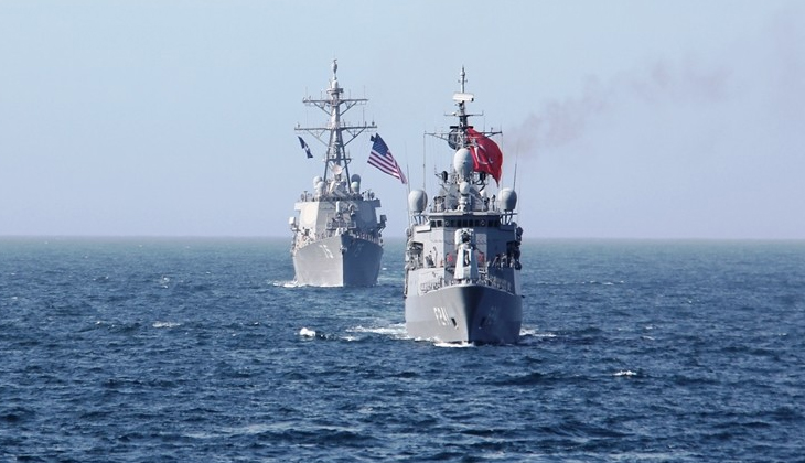 Türk ve ABD Deniz Kuvvetleri Karadeniz’de ortak eğitim icra etti
