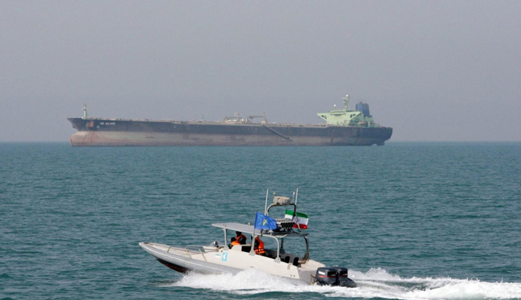 WSJ: İsrail, 10'u aşkın İran gemisini Suriye'ye giderken vurdu