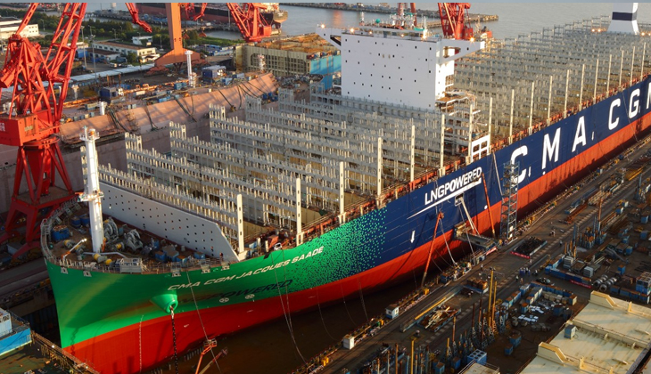 Dünyanın LNG ile çalışan en büyük gemisi böyle inşa edildi