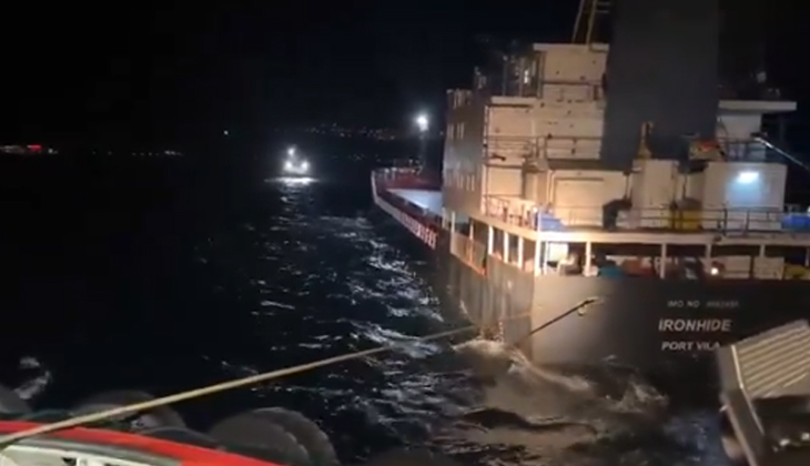 IRONHIDE isimli kuru yük gemisi Çanakkale Boğazı'nda makine arızası yaptı