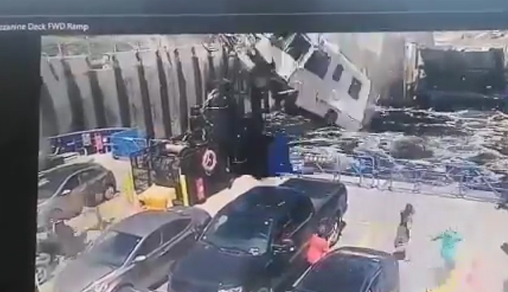 Karavan, feribota uçtu!